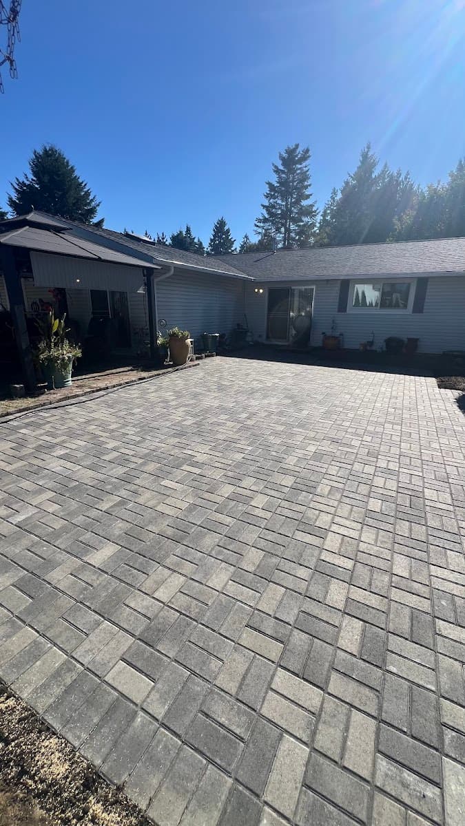 Jorge Landscaping & Tree Service LLC