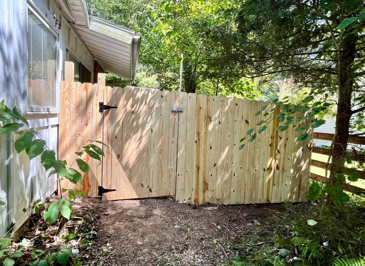 Morales Tree Services and Fences