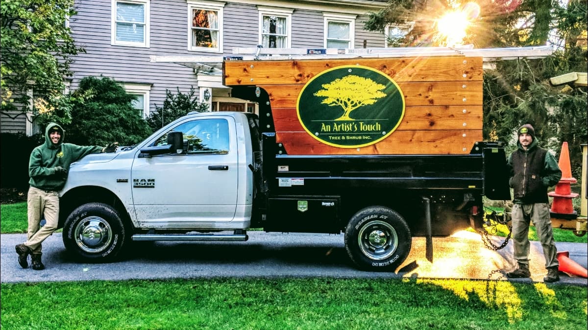 An Artist’s Touch Tree & Shrub Inc.