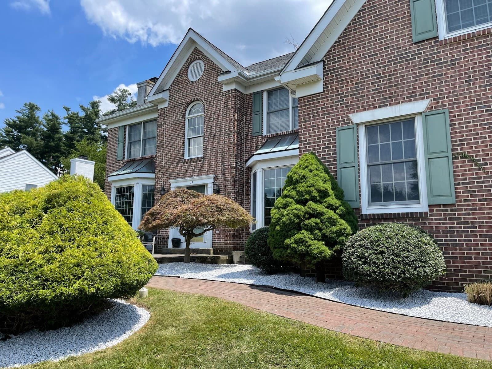 Latino Landscaping & Tree Service