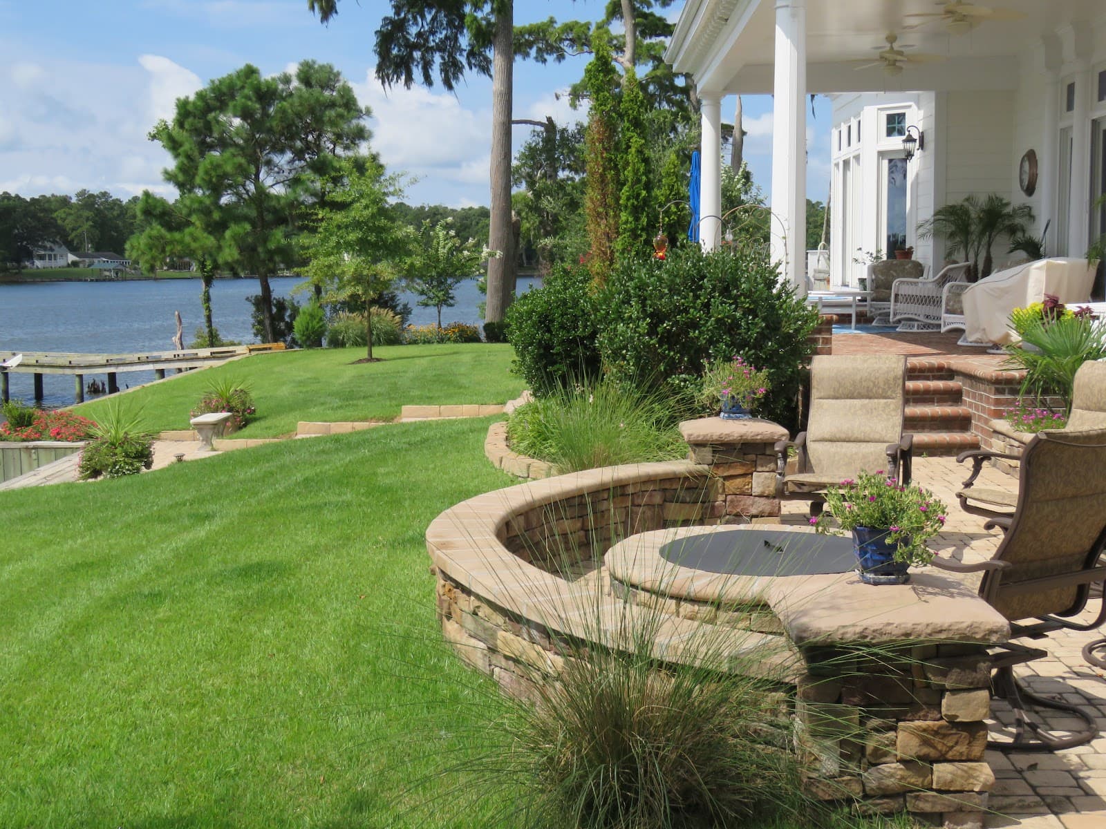 Lazy Weekends Landscaping and Yard Care