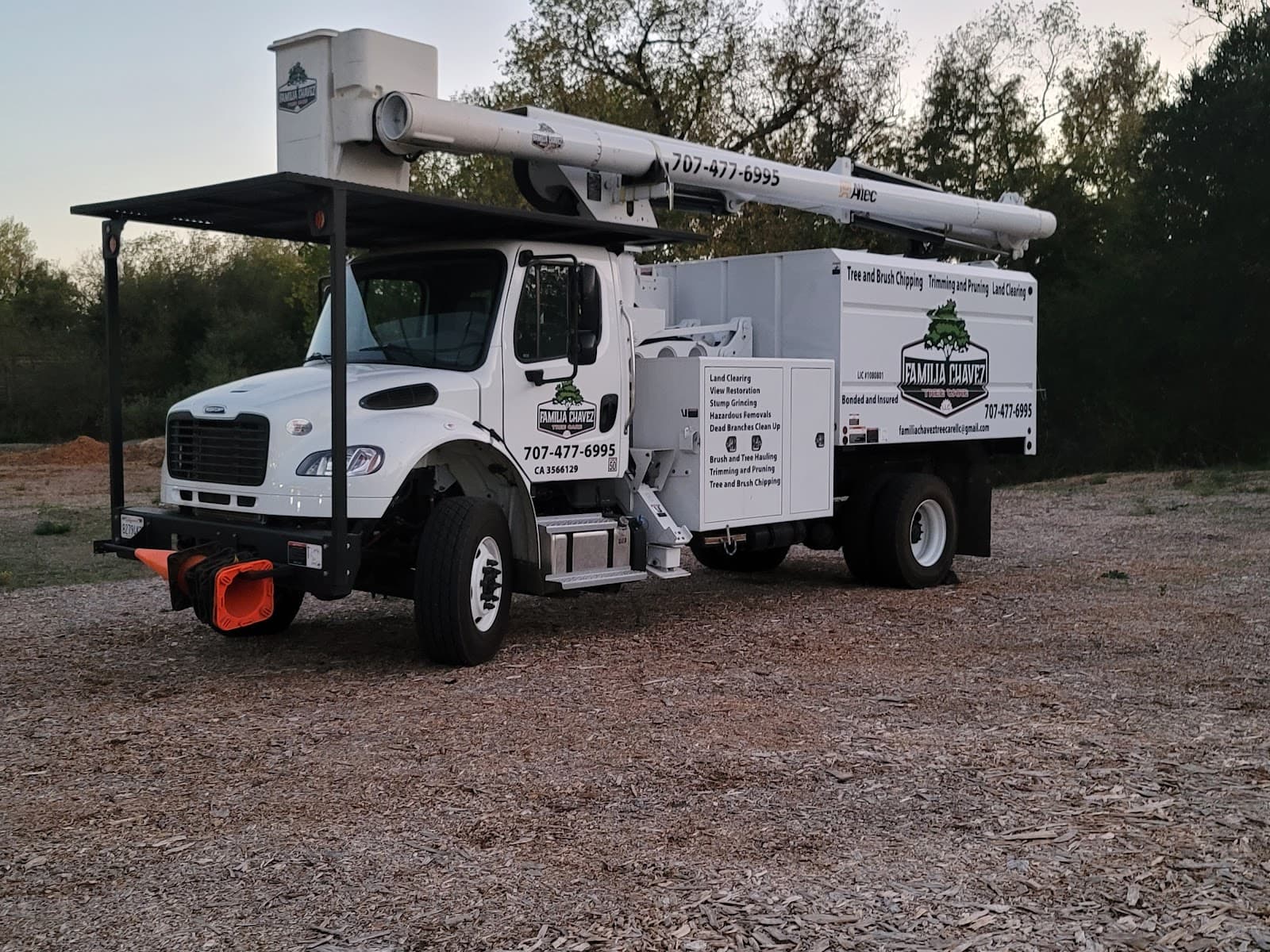 Familia Chavez Tree Care LLC